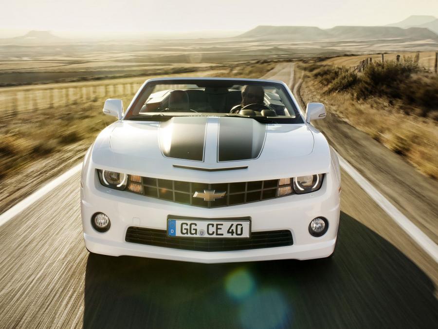  Chevrolet Camaro Convertible 2011 года  (EU) (фото 9 из 18)